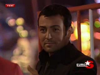 ONUR  AKIN ... MAVİ  KANATLI  UÇURTMAM