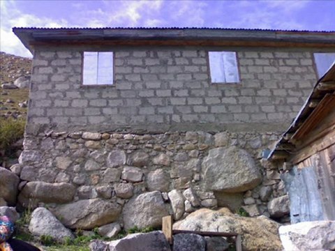 Fatih reyhan geynundeki elbise- kavrun.tr.gg