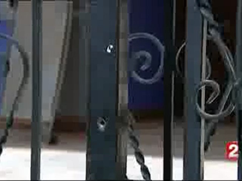 Niqab á Nantes et Mosquée mitraillée á Istres