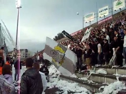 Sco - Laval : Aux Armes