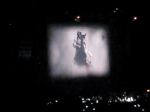 Ouverture du concert d'Indochine à Amneville