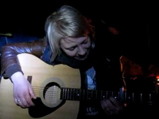 Meeri playing " Peaches and cream " from  John Butler Trio