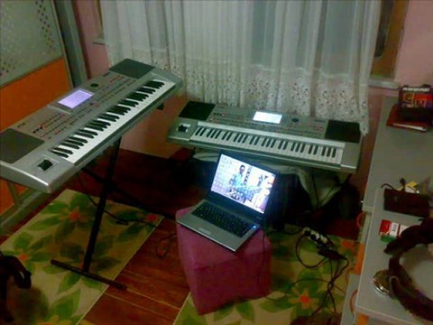 Piyanist HaSaN - Sensiz Olmuyor 2010