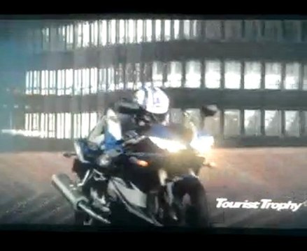 Tourist-Trophy R6 stock vs Z1000 racing modify