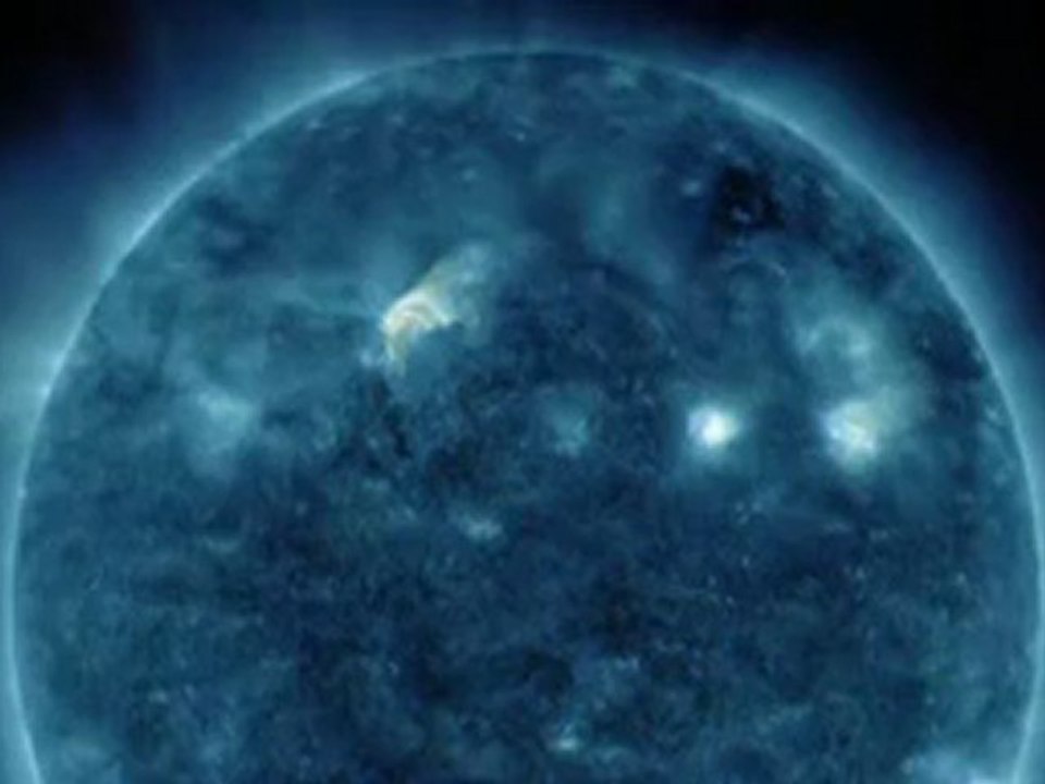 Le soleil et son atmosphère vus en 3D par satellite SDO(1)