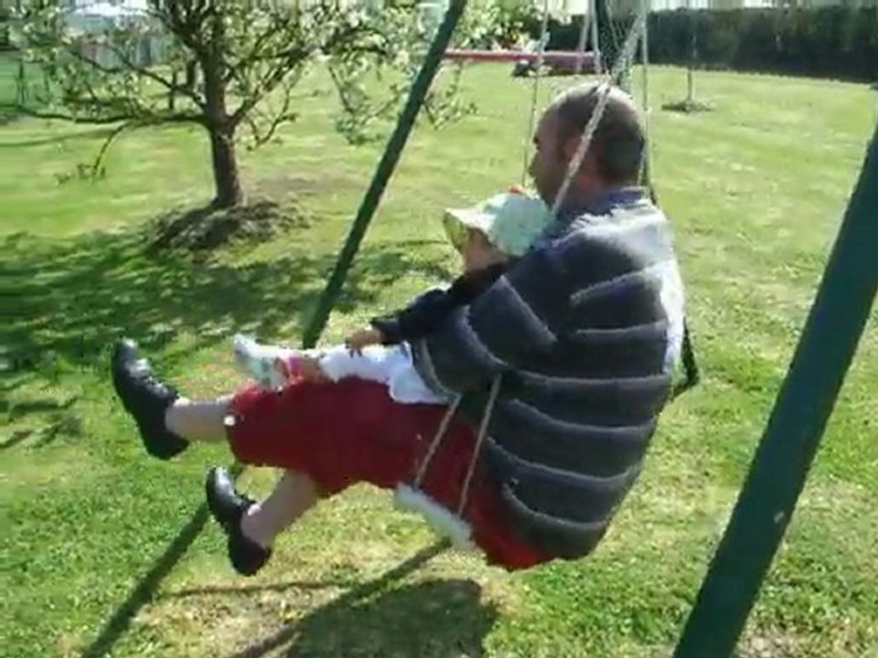 balançoire avec papa