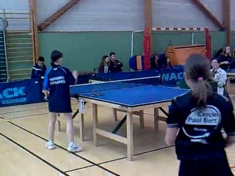 Tennis de table dernier point du 1er set de la finale