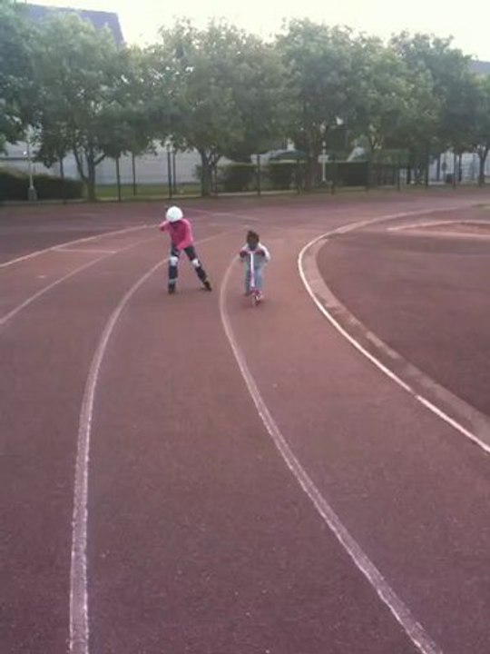 Roller (XLA) vs Trotinette (Faby)