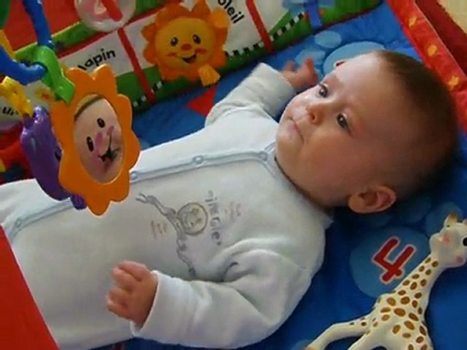 mon petit toto s'amuse