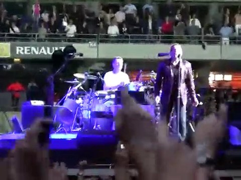 U2 - I'm still haven't found... - Live in Paris (11-07-2009)