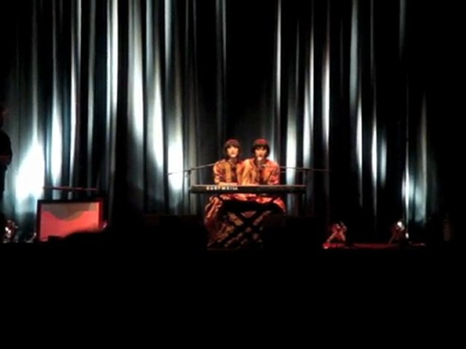 Evelyn & evelyn - amanda palmer livea in berlin