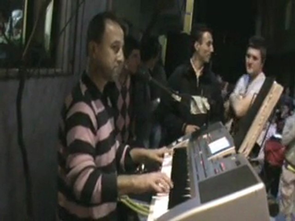 Piyanist Adem Aga-Canlı Canlı Kınadan 2010