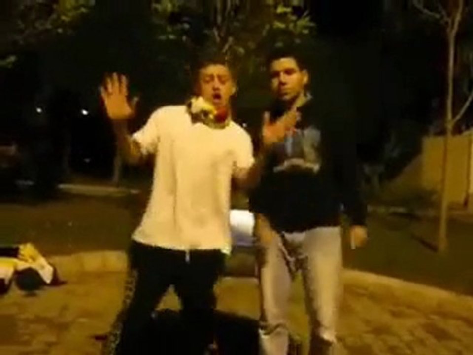 NIVEA Menergy - Bahçede Enerji