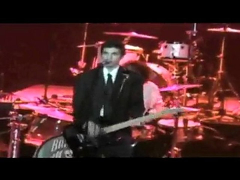 The Mahlors - Every Step Live at the Trocadero