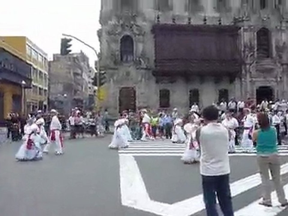 Pérou, 20, 21-01-2010 : Lima, danse folklorique (1)