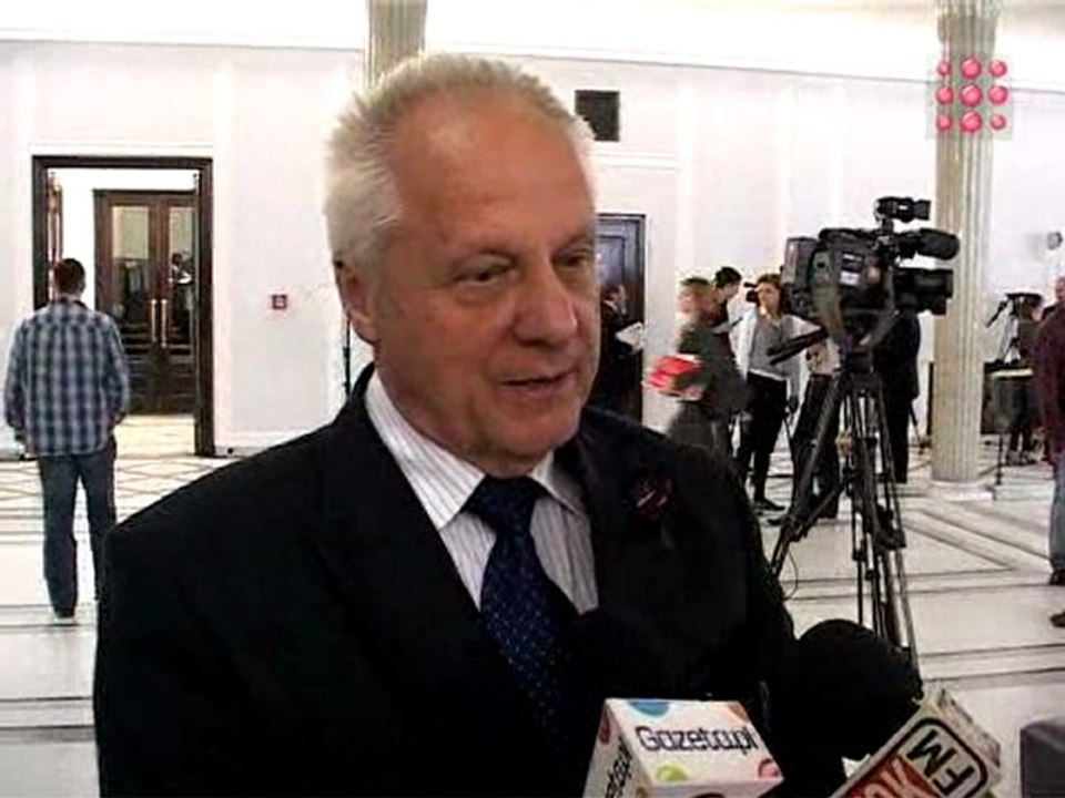 Niesiołowski: To jakieś "pro-pisowskie głupki"