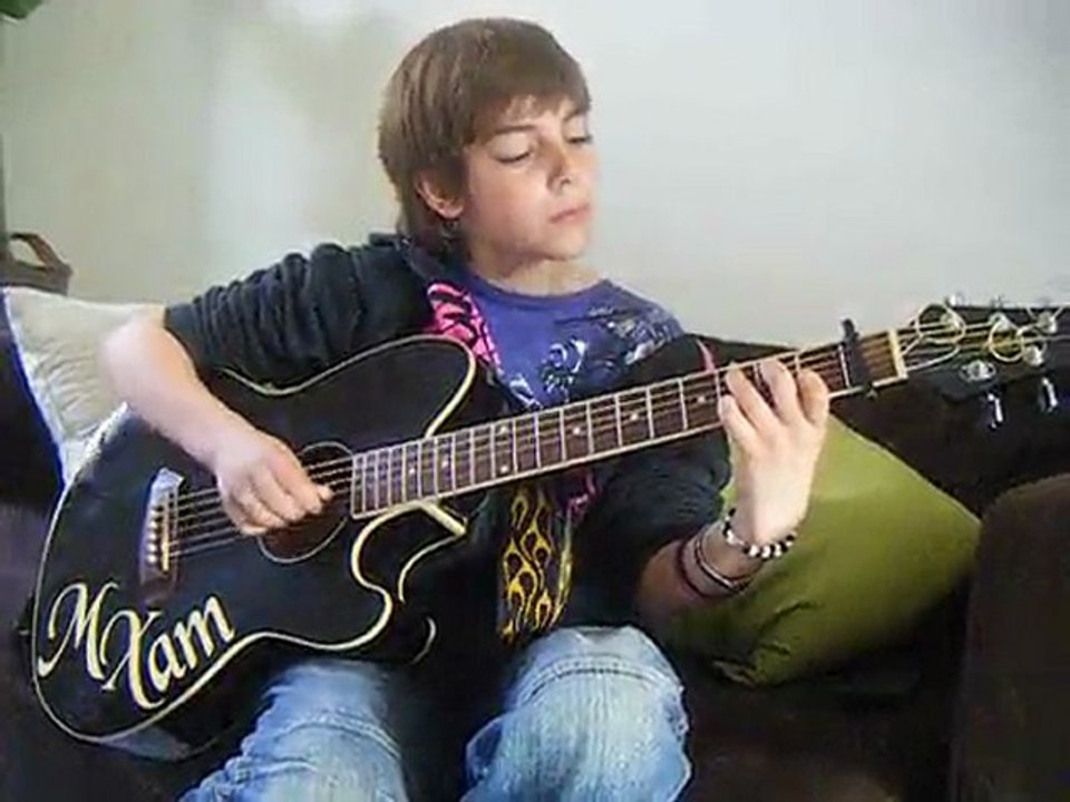 MXam - Demi Lovato - This is me (04-2010)