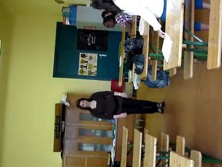 Op de klanken stappen- Verkeerde richting van de clip,sorry!