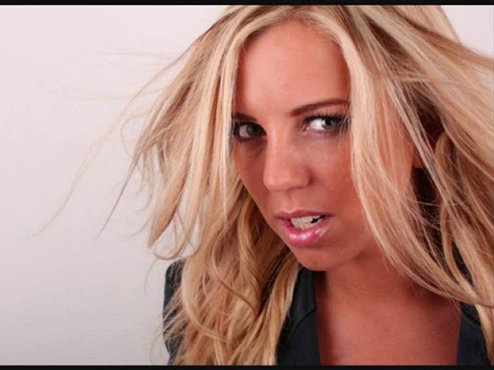 DJ KORSAKOFF: The Queen of HARDCORE