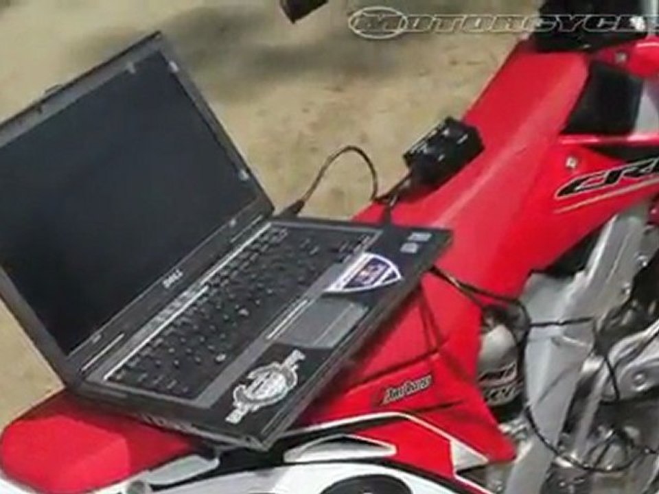 MotoUSA TV 2010 CRF450R and Kawasaki ZX-6R Project Bikes