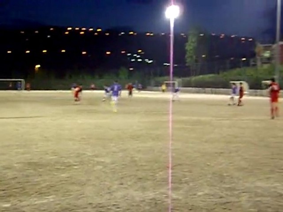 Match du 30 avril 2010:danse  de jonathan avec le ballon