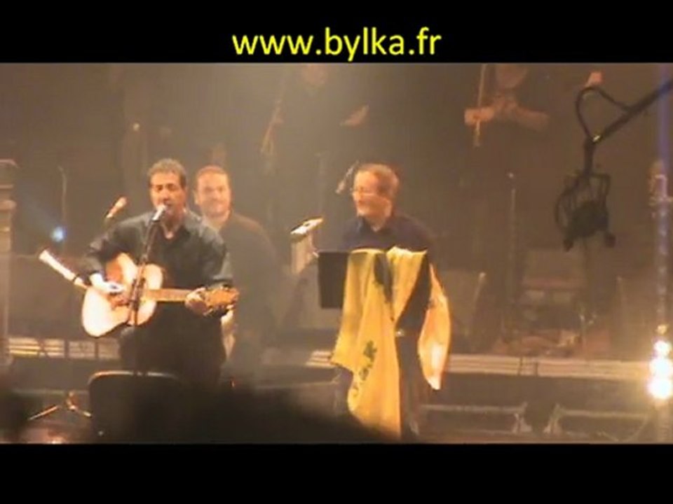 Duo Ait Menguellet & Idir Au Palais Des Sports