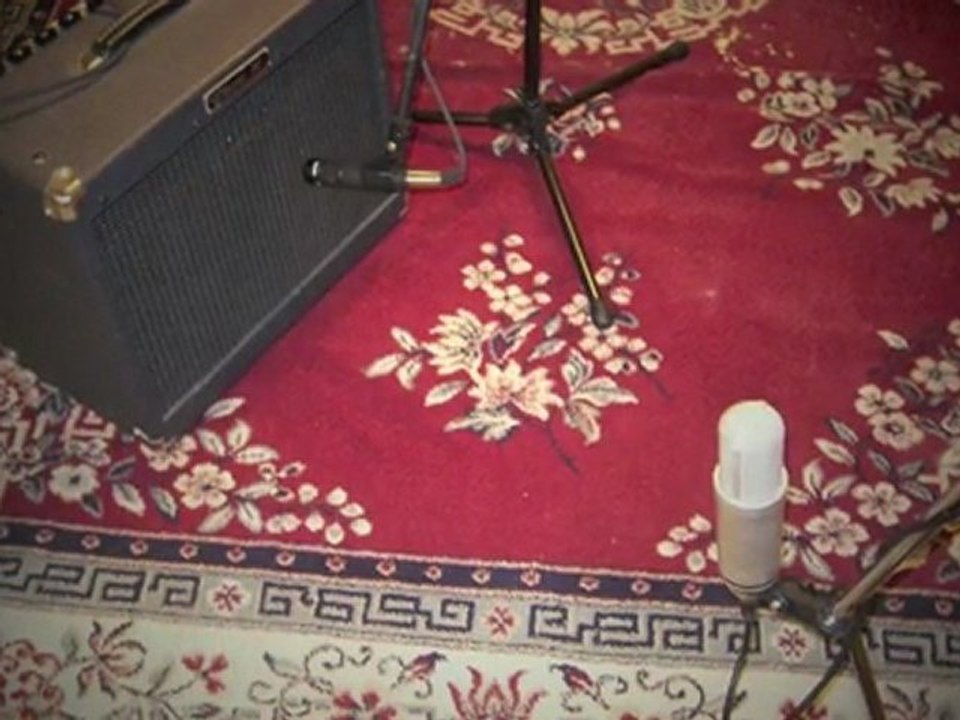 How to get the "wall of guitars" sound