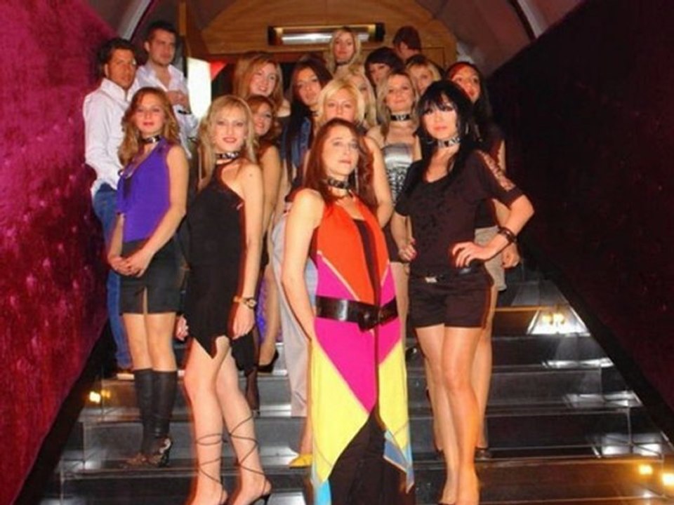 Dj Ayhan vs. Hadise – Düm Tek Tek