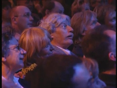 LA montagne Isabelle AUBRET, Jean FERRAT est dans le public