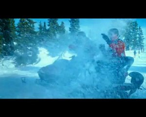 Jacuzzi al pasado - segundo tráiler en español