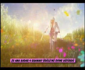 Christina Aguilera - "Benim Annem Bir Star"