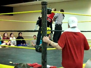 I.W.E. 5-1-10  Savio Vega Vs Ricky Williams in a non title