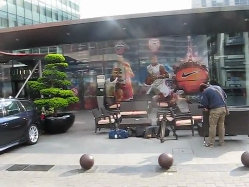 Parisi, contra.gr: Tasos Magoulas