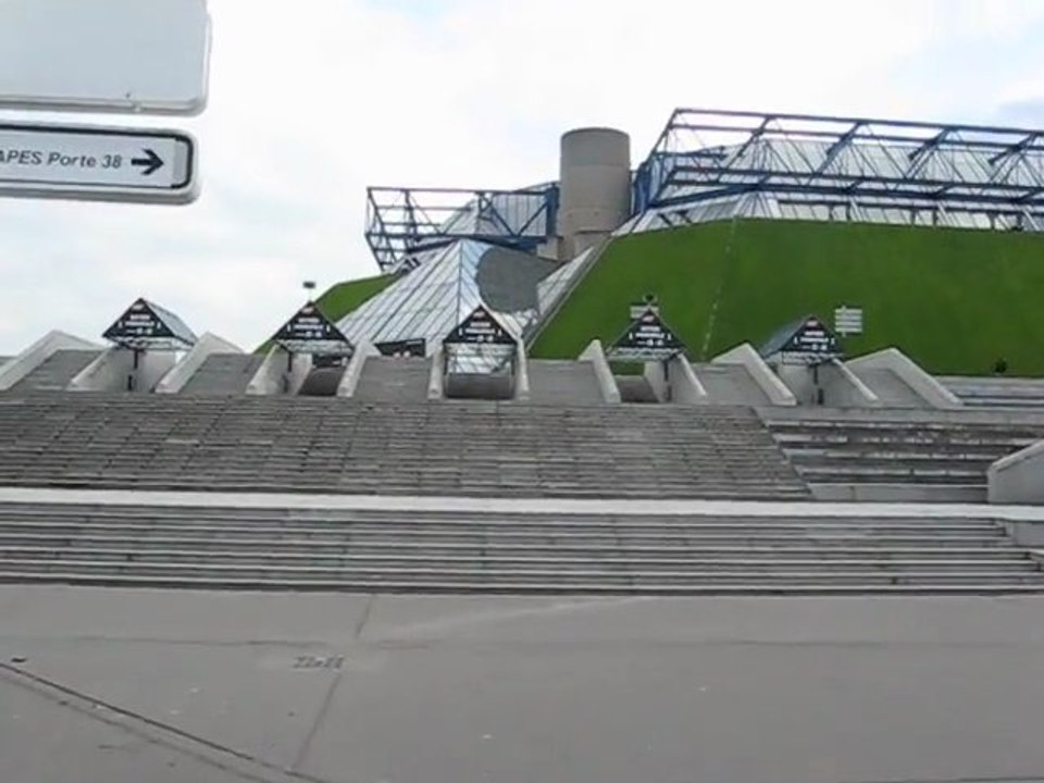 Parisi, contra.gr: Tasos Magoulas (2)