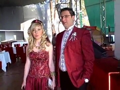 BİR KINA GECESİNİN ANATOMİSİ (ya da düğün fobime giriş)