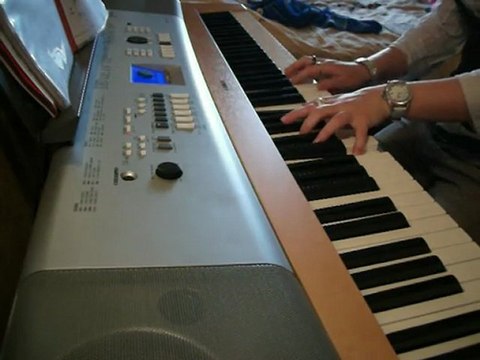 Vesoul de Jacques Brel au piano