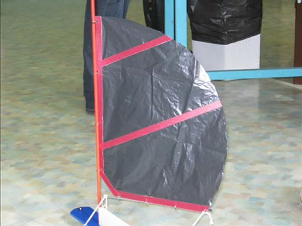 6B_char_a_voile_romain
