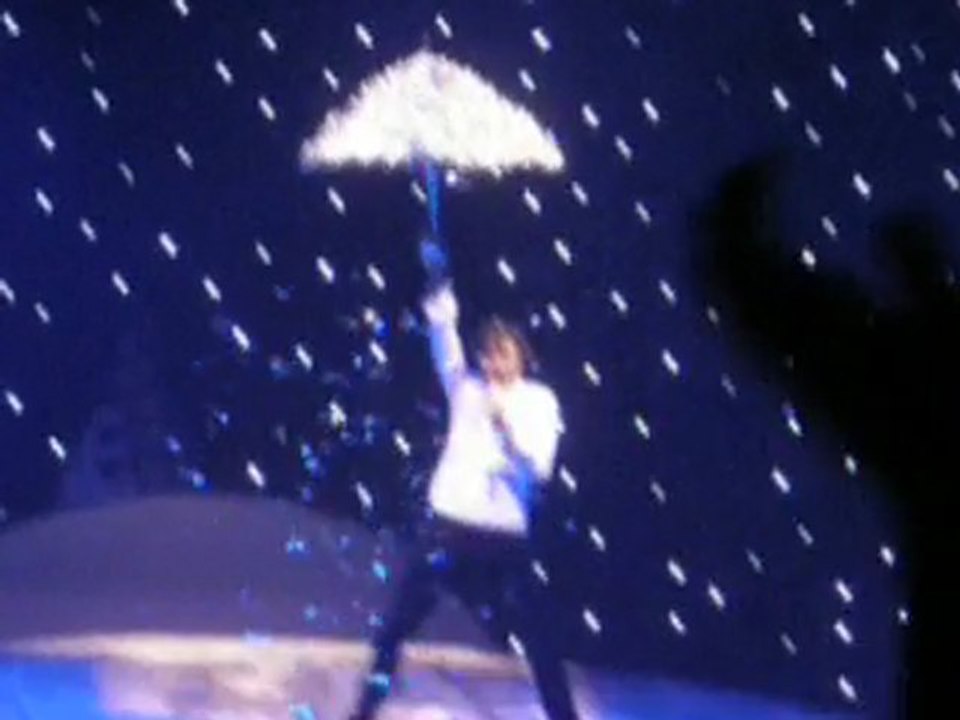 MIKA - 24 avril 2010 à Lyon - I see you