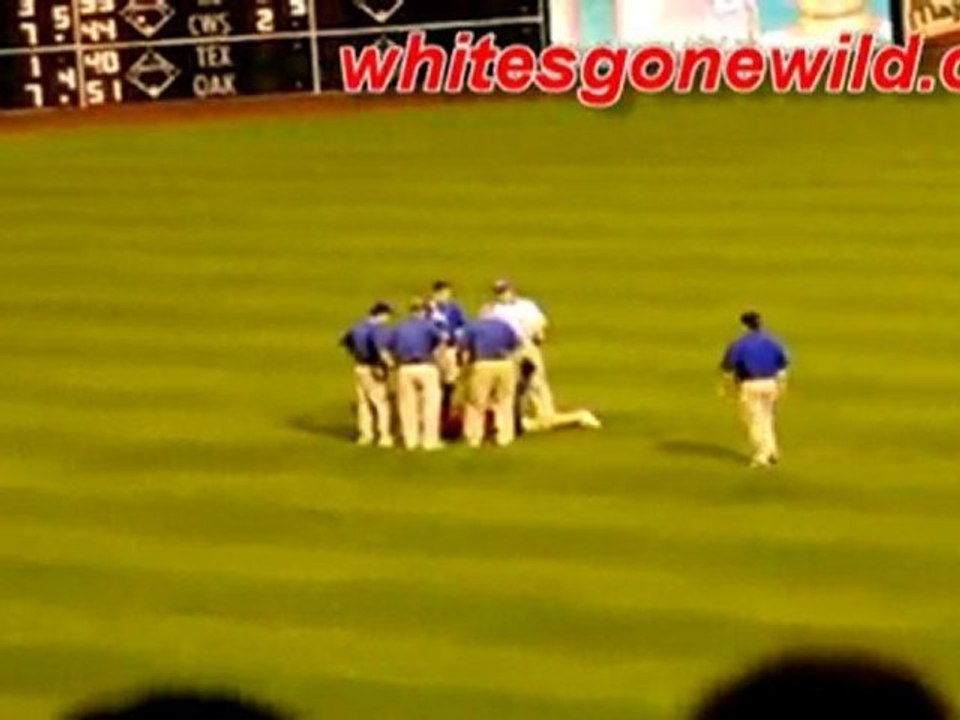 Philadelphia Phillies Fan Tasered (WGW Remix)