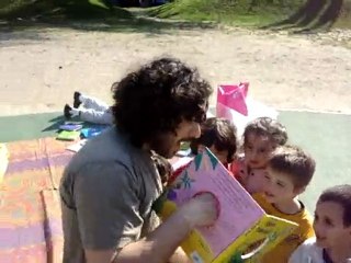 Lecture a l atelier de rue