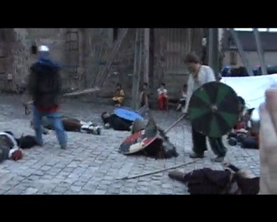 (Souvigny 2009) Petite mêlée avec les loups de Midgard