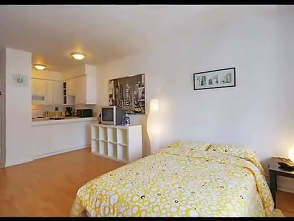 Time Square Loft : Furnished Housing Montreal