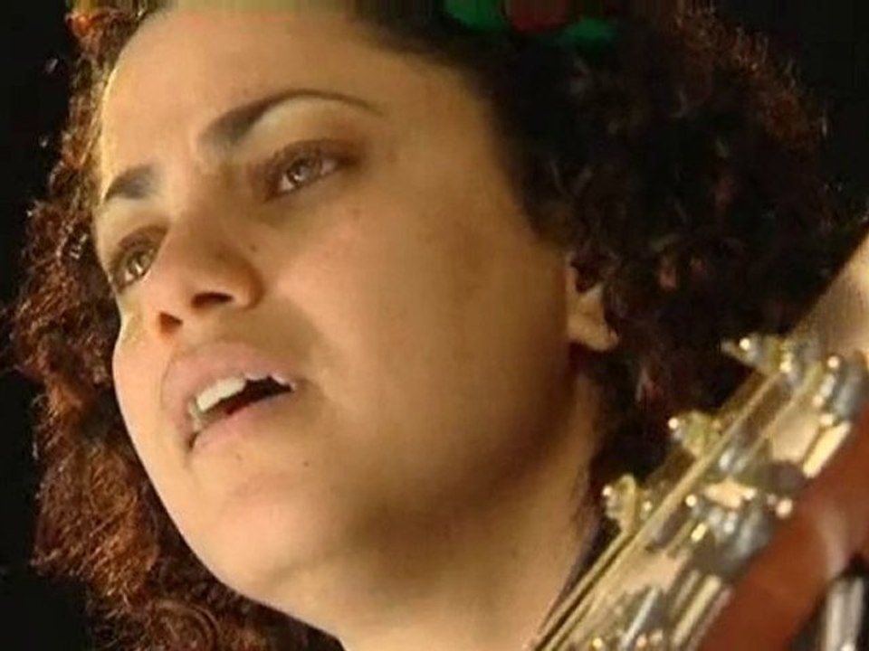 Amel Mathlouti "une voix"