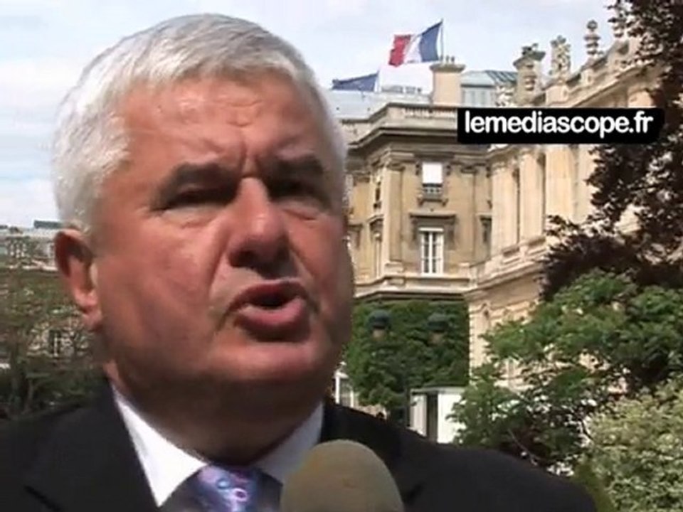 Eric Raoult député UMP - France Télévisions- P. de Carolis.