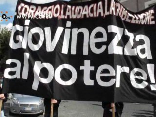 Le bandiere nere sventolano nella città eterna