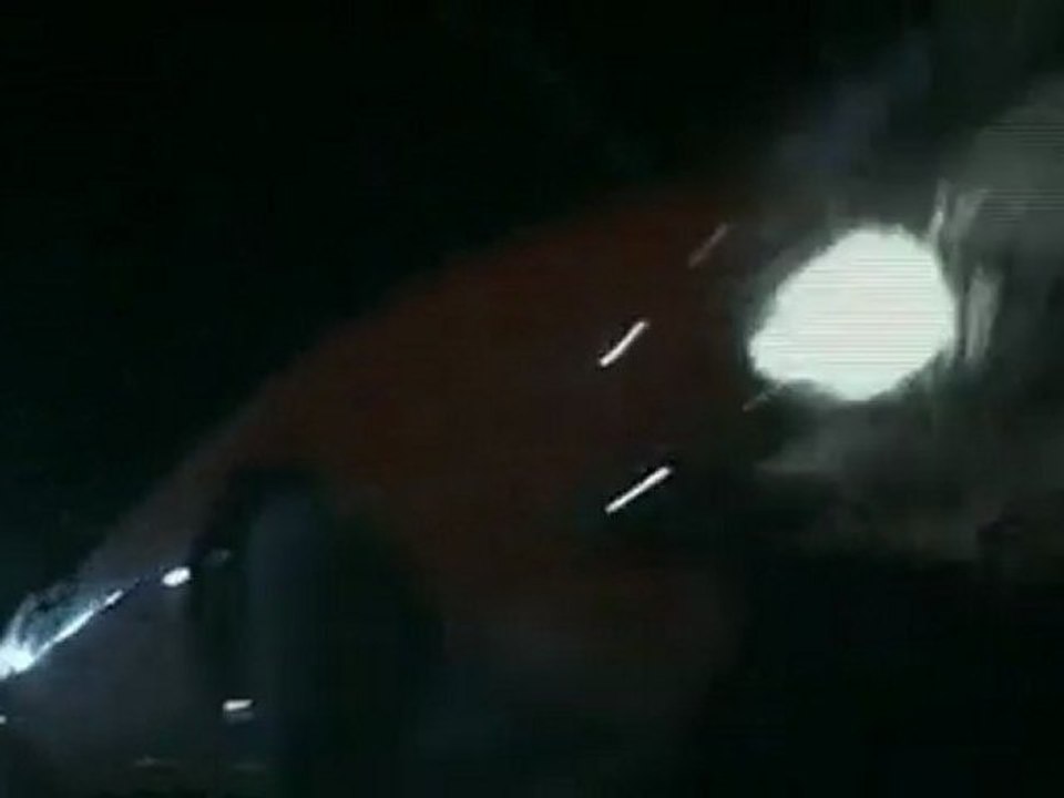 A Walk To Remember  [trailer]