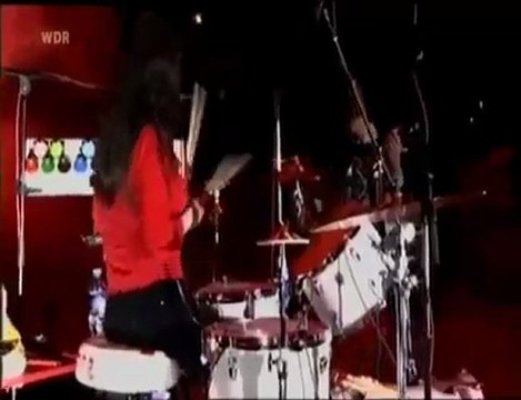 The White Stripes Live - Catch Hell Blues