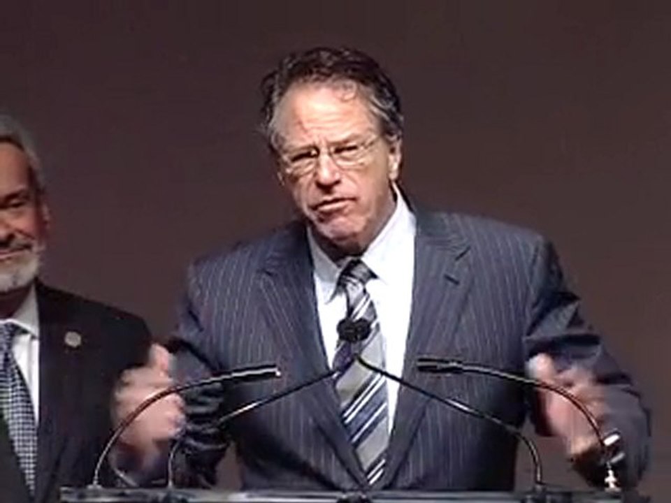 Robert Klein Receives 2010 Biotech Humanitarian Award
