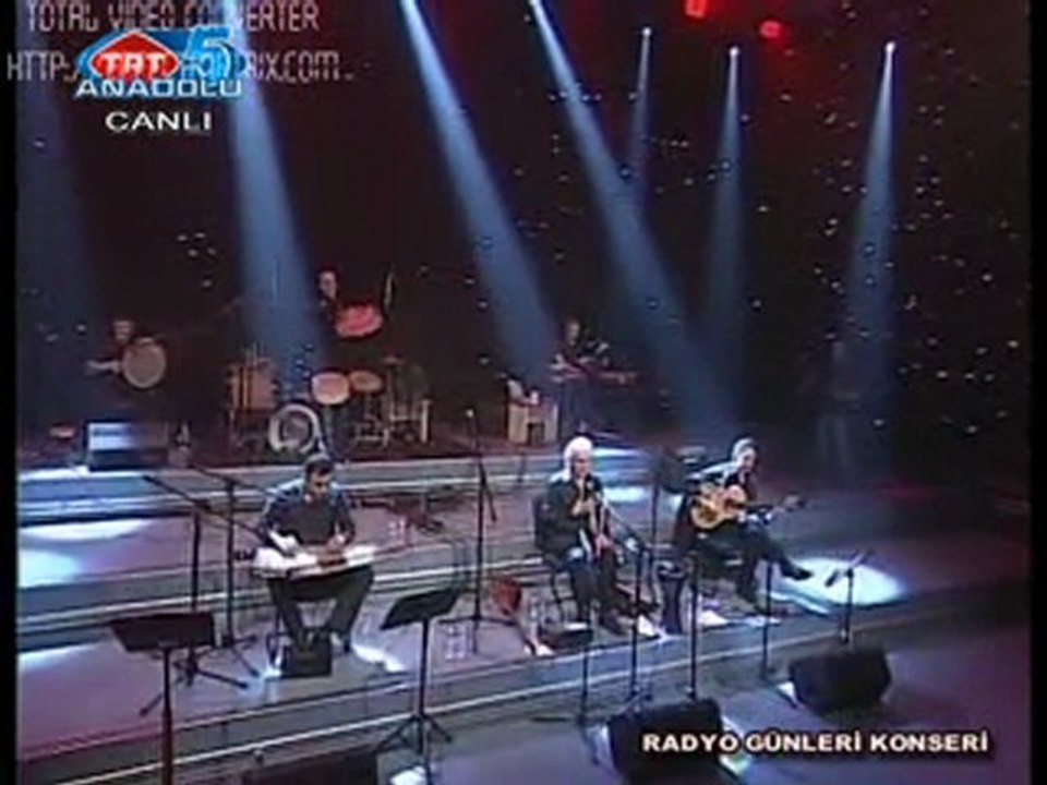 OMAR FARUK TEKBİLEK KONSERİ - 1 ( 28.04.2010 )