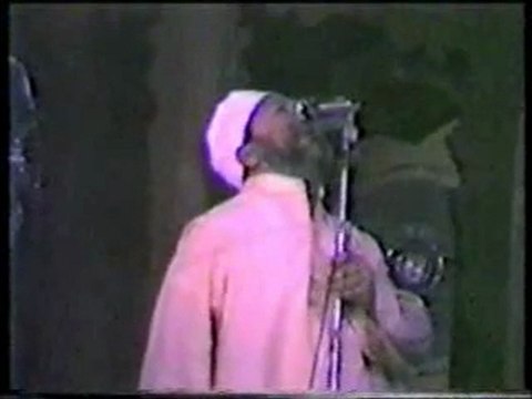 مقطع مؤثرمن خطبة جمعة للشيخ عبد الحميد كشك